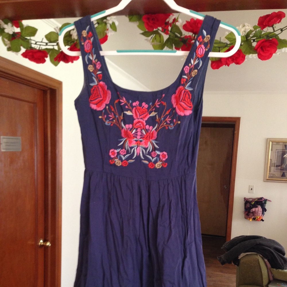 Embroidered mod cloth dress